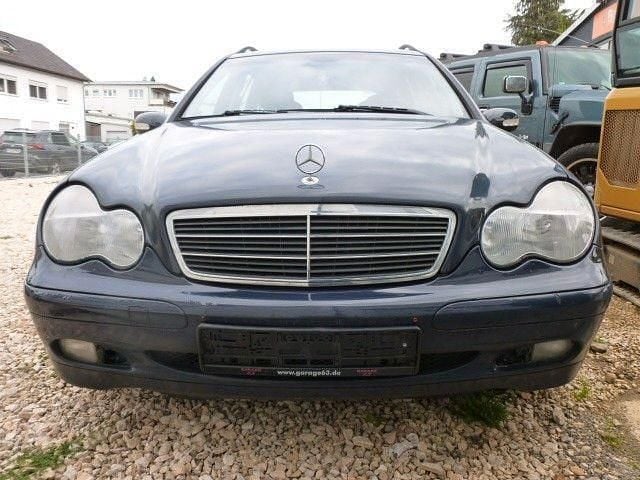 Blau Gebraucht 2004 Mercedes C220 Elegance Kombi | 1.200 € (Superpreis) - Bild 1/4