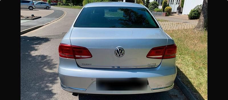Gebraucht VW Passat Highline 170 PS (125 kW) 2011 Silber Limousine