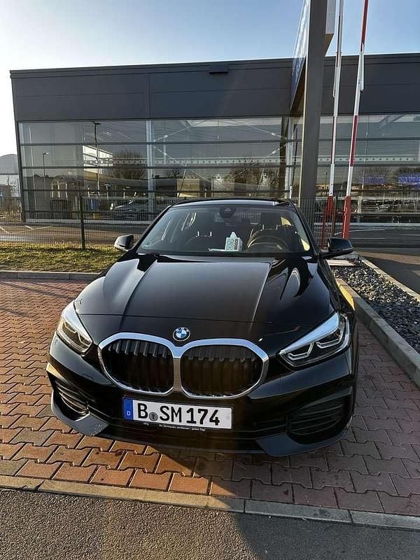 Gebraucht 2023 BMW 118 Advantage Kleinwagen | 20.500 € (Superpreis) - Bild 1/4