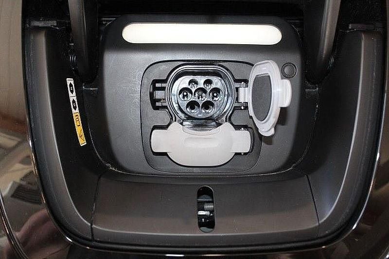 Gebraucht Honda e 100 kW (136 PS) 2022 Schwarz Kleinwagen