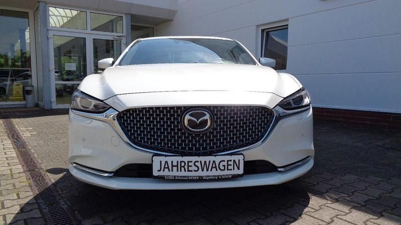 Weiß Gebraucht 2024 Mazda 6 20th Anniversary Limousine | 33.990 € (Fairer Preis) - Bild 1/4