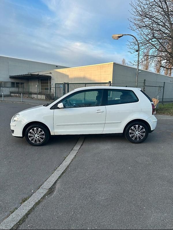Gebraucht VW Polo 63 PS (46 kW) 2005 Kleinwagen
