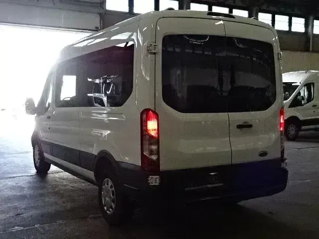 Gebraucht Ford Transit Trend 131 PS (96 kW) 2018 Weiß Kombi