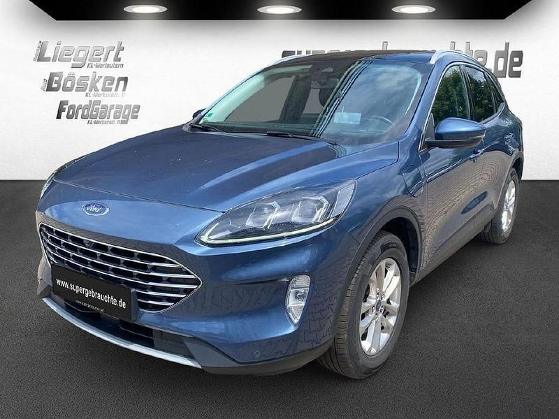 Chromablau metallic (metallic) Gebraucht 2022 Ford Kuga Titanium X SUV | 22.950 € (Fairer Preis) - Bild 1/4