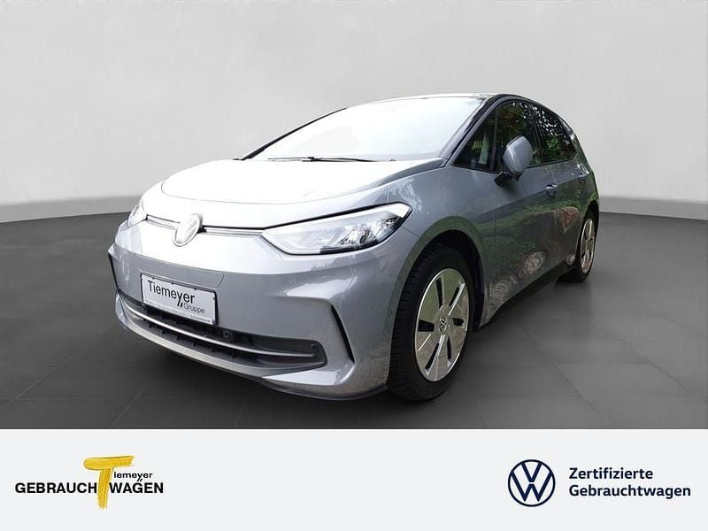 Grau Gebraucht 2024 VW ID.3 Pro Kleinwagen | 30.420 € (Guter Preis) - Bild 1/4