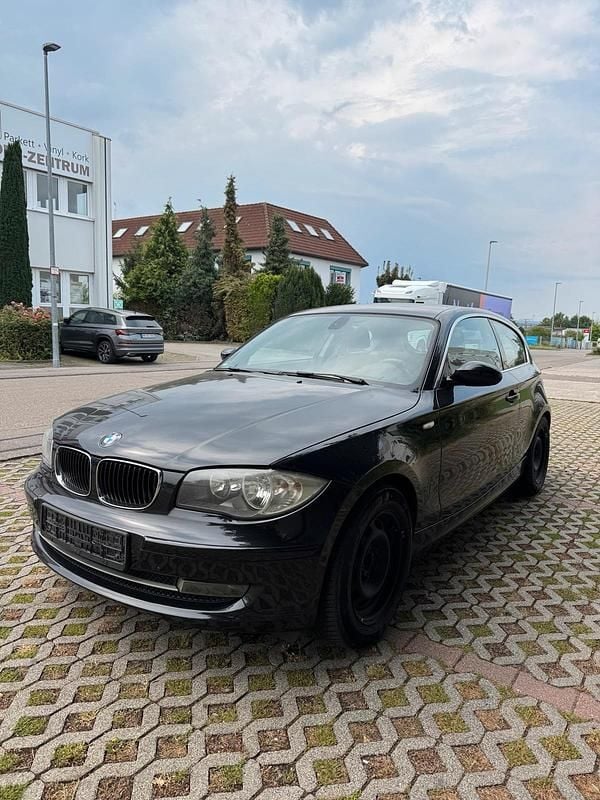 Schwarz Gebraucht 2007 BMW 118 Kleinwagen | 2.350 € (Superpreis) - Bild 1/4
