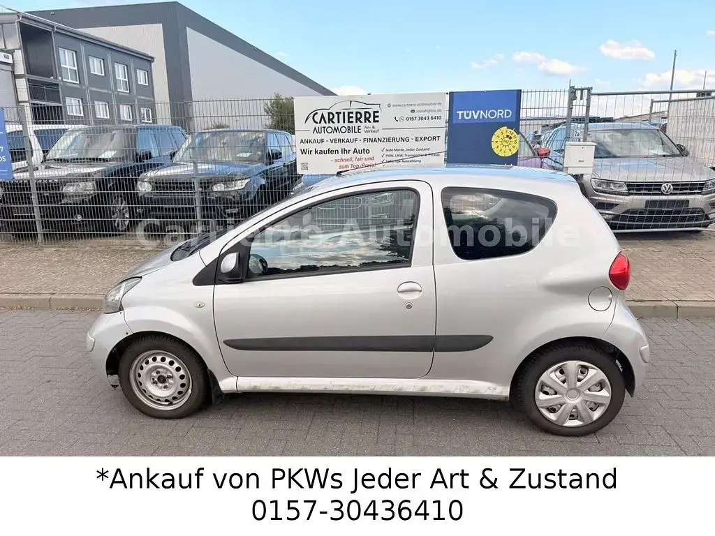 Gebraucht Toyota Aygo City 68 PS (50 kW) 2005 Silber Kleinwagen