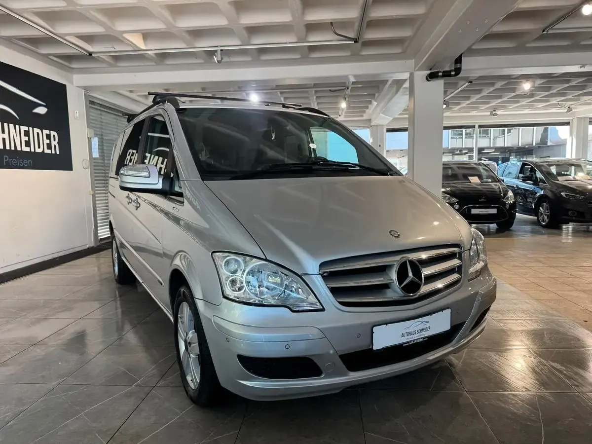 Gebraucht Mercedes Viano Edition 163 PS (119 kW) 2011 Silber Van / Kleinbus