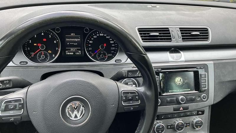 Gebraucht VW Passat Comfortline 150 PS (110 kW) 2013 Grau Kombi