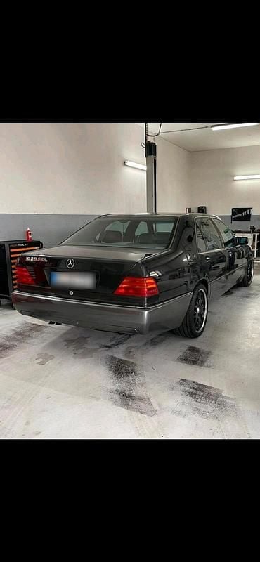 Gebraucht Mercedes S500 326 PS (239 kW) 1992 Schwarz Limousine