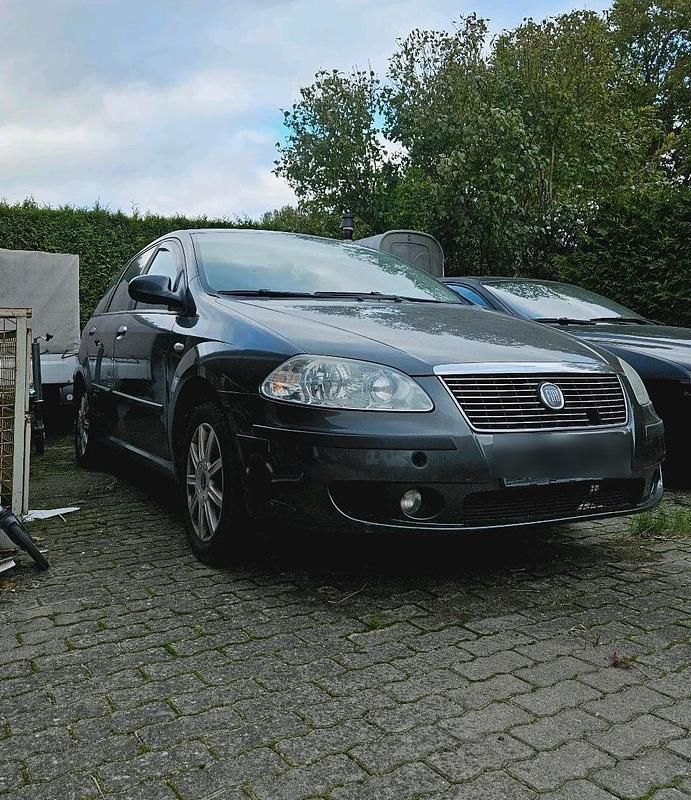 Andere farben Gebraucht 2007 Fiat Croma Dynamic Limousine | 2.000 € (Etwas zu teuer) - Bild 1/1