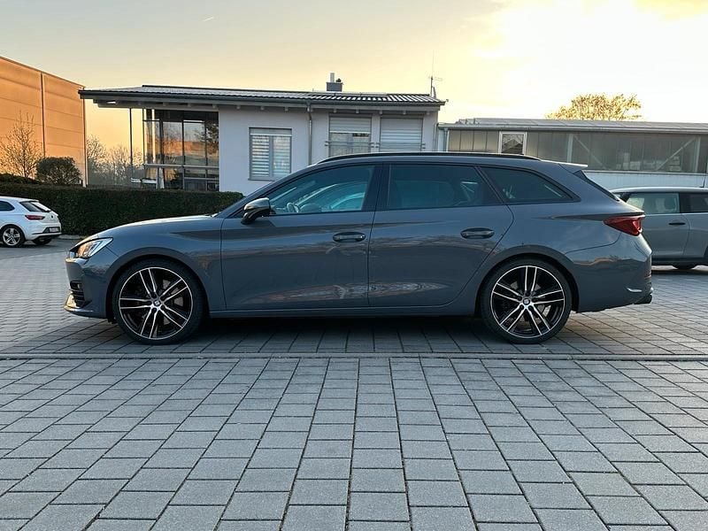 Gebraucht Cupra Leon VZ 310 PS (228 kW) 2022 Grau Kombi