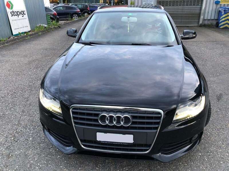 Schwarz Gebraucht 2011 Audi A4 Ambition Kombi | 6.500 € (Fairer Preis) - Bild 1/4