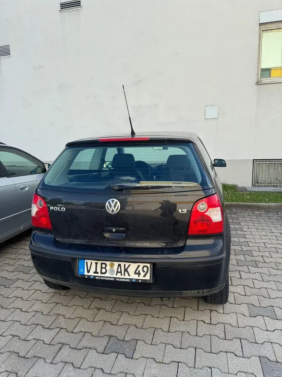 Gebraucht VW Polo Basis 64 PS (47 kW) 2002 Schwarz Kleinwagen