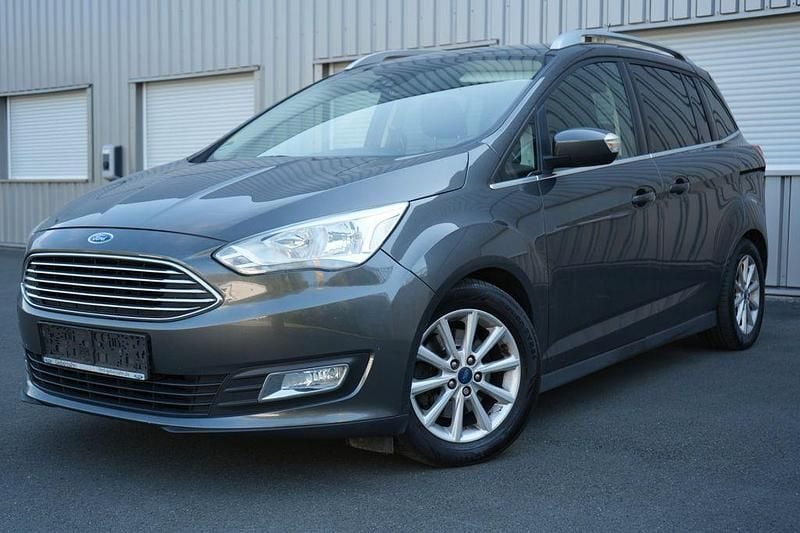Grau Gebraucht 2016 Ford Grand C-Max Titanium Van / Kleinbus | 7.590 € (Guter Preis) - Bild 1/4