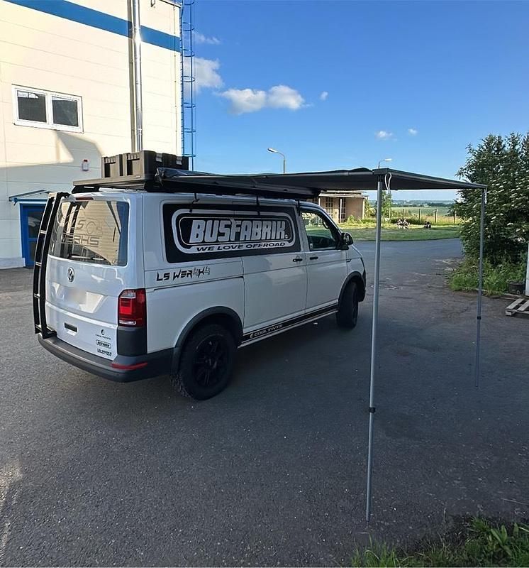 Gebraucht VW Transporter 102 PS (75 kW) 2018 Weiß Van