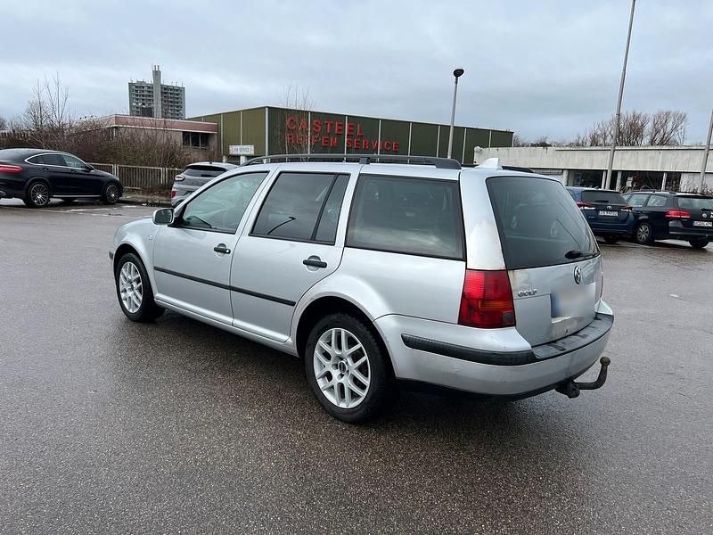 Gebraucht VW Golf IV 105 PS (77 kW) 2003 Silber Kombi
