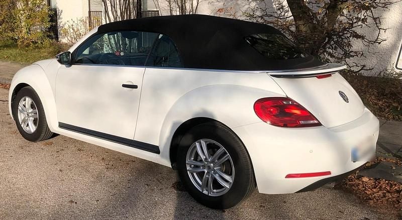 Gebraucht VW Beetle Cabriolet 105 PS (77 kW) 2016 Weiß Cabrio
