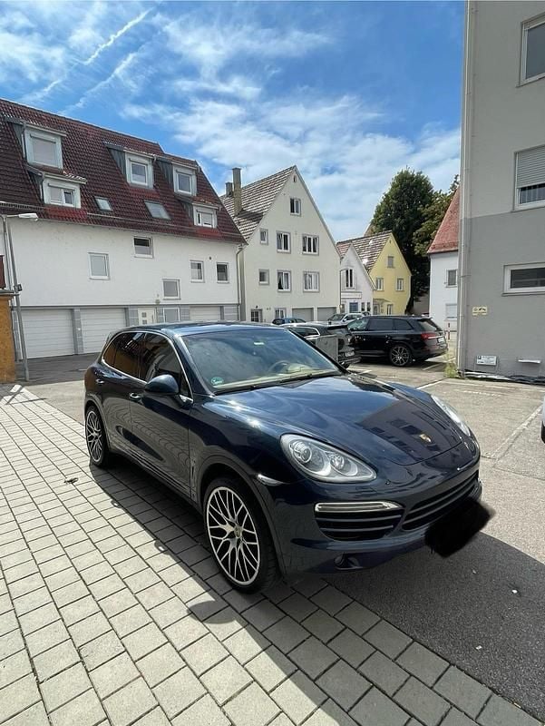 Blau Gebraucht 2011 Porsche Cayenne SUV | 14.999 € (Fairer Preis) - Bild 1/4