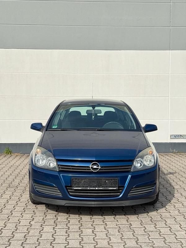 Usata Opel Astra 105 CV (77 kW) 2004 Blu Utilitaria