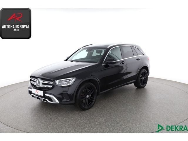 Schwarz Gebraucht 2022 Mercedes 200 AMG SUV | 36.880 € (Fairer Preis) - Bild 1/4