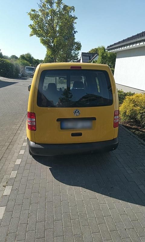 Gebraucht VW Caddy 102 PS (75 kW) 2012 Gelb Van / Kleinbus