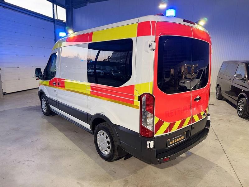 Gebraucht Ford Transit 131 PS (96 kW) 2020 Weiß Van / Kleinbus