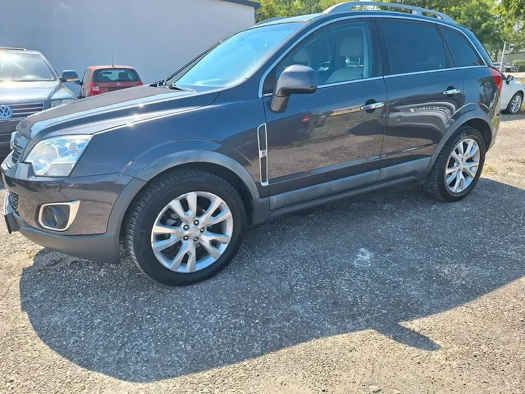 Gebraucht Opel Antara 163 PS (119 kW) 2015 Grau SUV