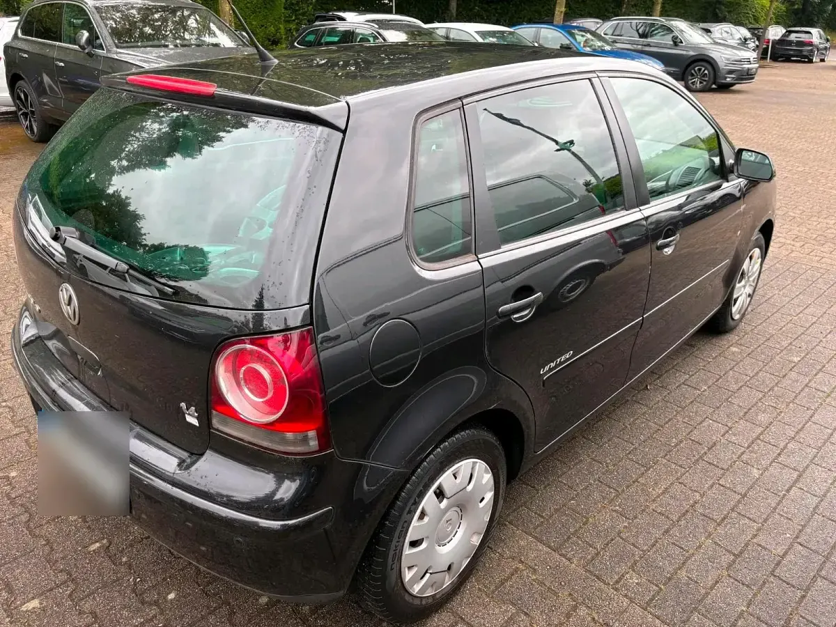 Gebraucht VW Polo United 80 PS (58 kW) 2009 Schwarz Kleinwagen