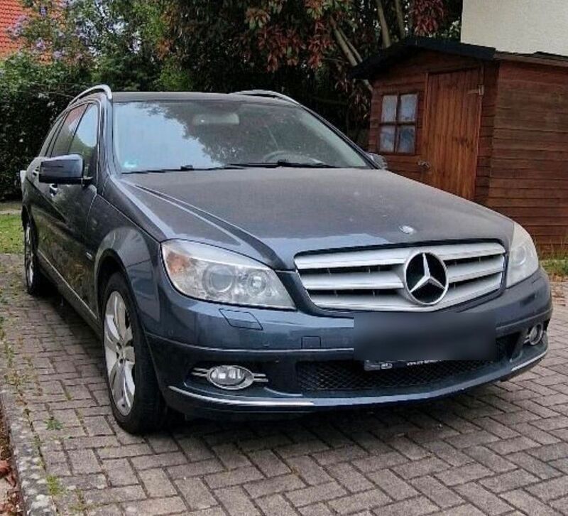 Blau Gebraucht 2010 Mercedes C220 Limousine | 2.500 € (Superpreis) - Bild 1/4