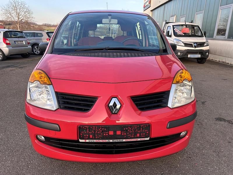 Gebraucht Renault Modus 90 PS (66 kW) 2004 Rot Van / Kleinbus