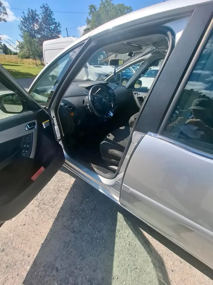 Gebraucht Citroën C4 156 PS (114 kW) 2010 Silber Van / Kleinbus
