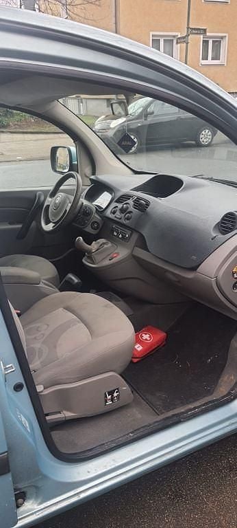 Gebraucht Renault Kangoo Luxe 95 PS (69 kW) 2010 Blau Van / Kleinbus