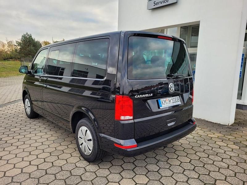 Gebraucht VW Caravelle 150 PS (110 kW) 2022 Schwarz Van / Kleinbus