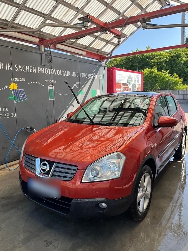 Rot Gebraucht 2007 Nissan Qashqai Acenta SUV | 4.300 € (Superpreis) - Bild 1/4