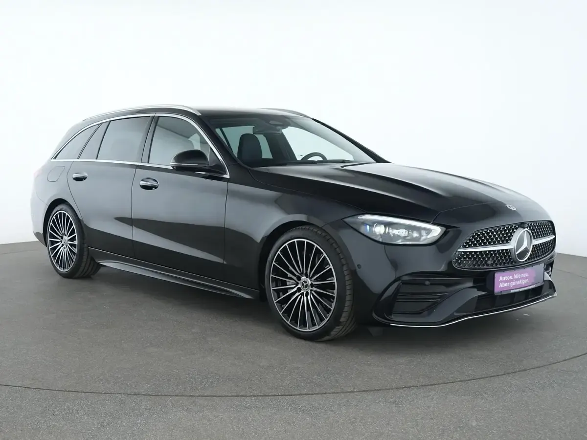 Gebraucht Mercedes C300 AMG line 258 PS (189 kW) 2025 Schwarz Limousine