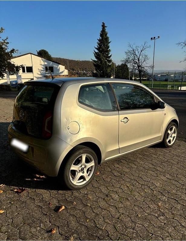 Usata VW up! 75 CV (55 kW) 2012 Beige Utilitaria