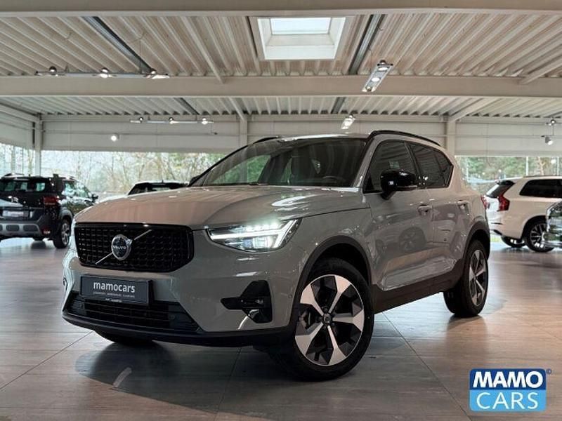 Gebraucht Volvo XC40 Plus 163 PS (119 kW) 2025 Grau SUV