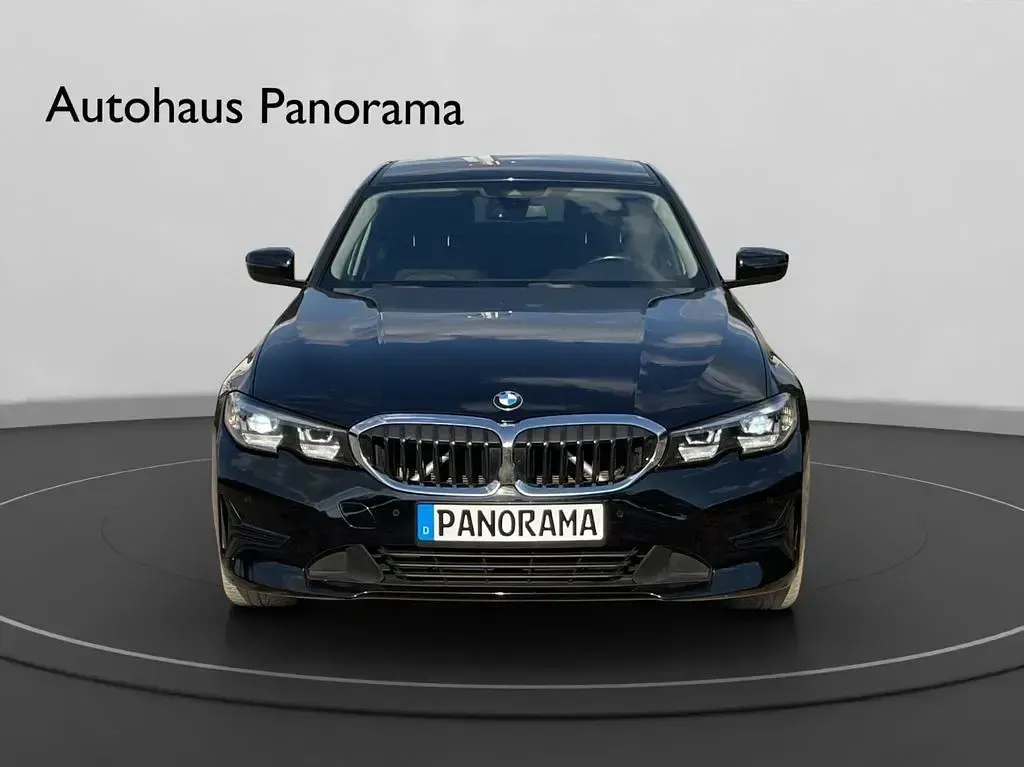 Gebraucht BMW 316 122 PS (89 kW) 2021 Schwarz Limousine
