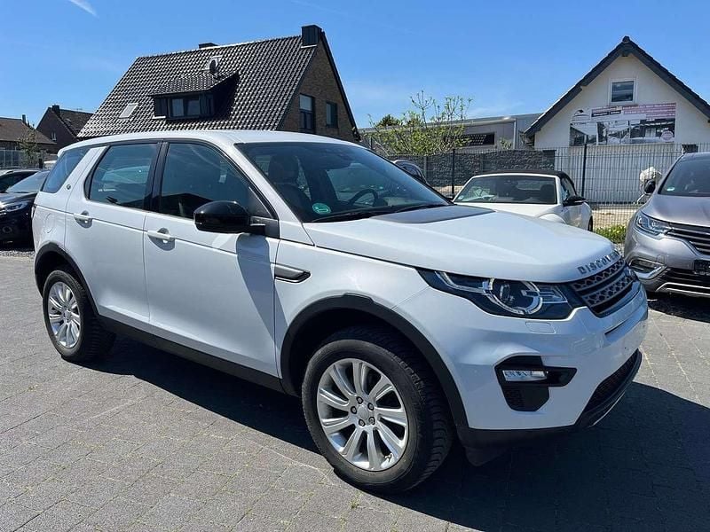 Yulong white Gebraucht 2016 Land Rover Discovery Sport Pure SUV | 8.900 € (Guter Preis) - Bild 1/4