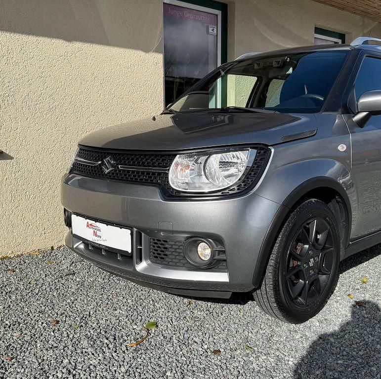 Gebraucht Suzuki Ignis 90 PS (66 kW) 2018 Grau SUV