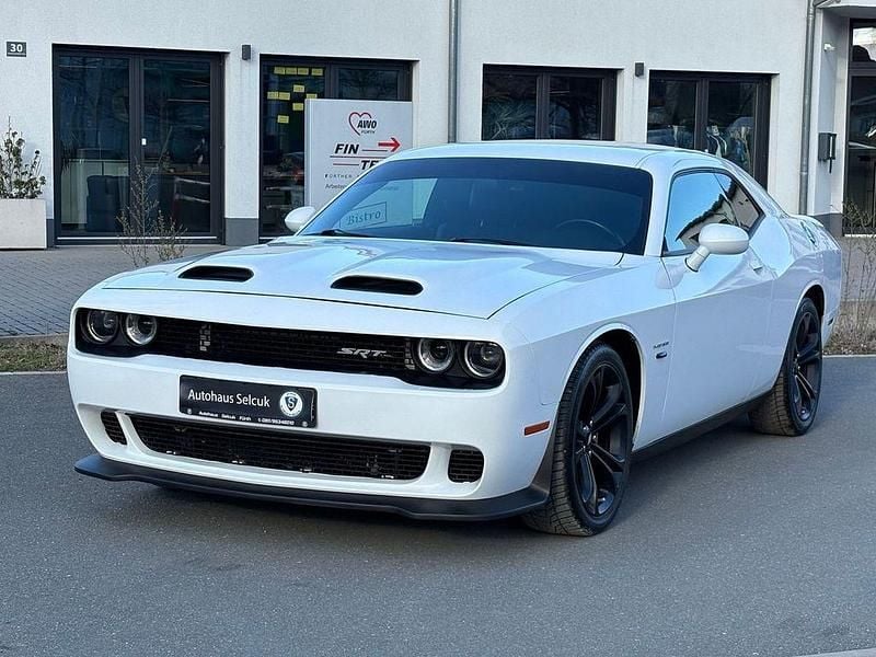 Second-hand Dodge Challenger 377 CP (277 kW) 2022 Alb Coupe