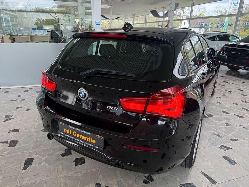 Gebraucht BMW 118 Advantage 136 PS (100 kW) 2018 Schwarz Kleinwagen