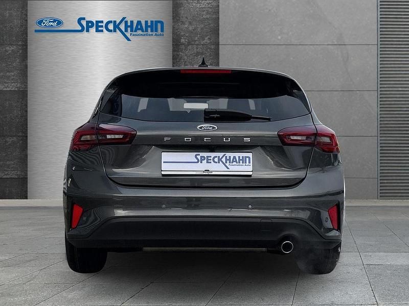 Neu Ford Focus Titanium X 155 PS (114 kW) 2025 Grau Limousine