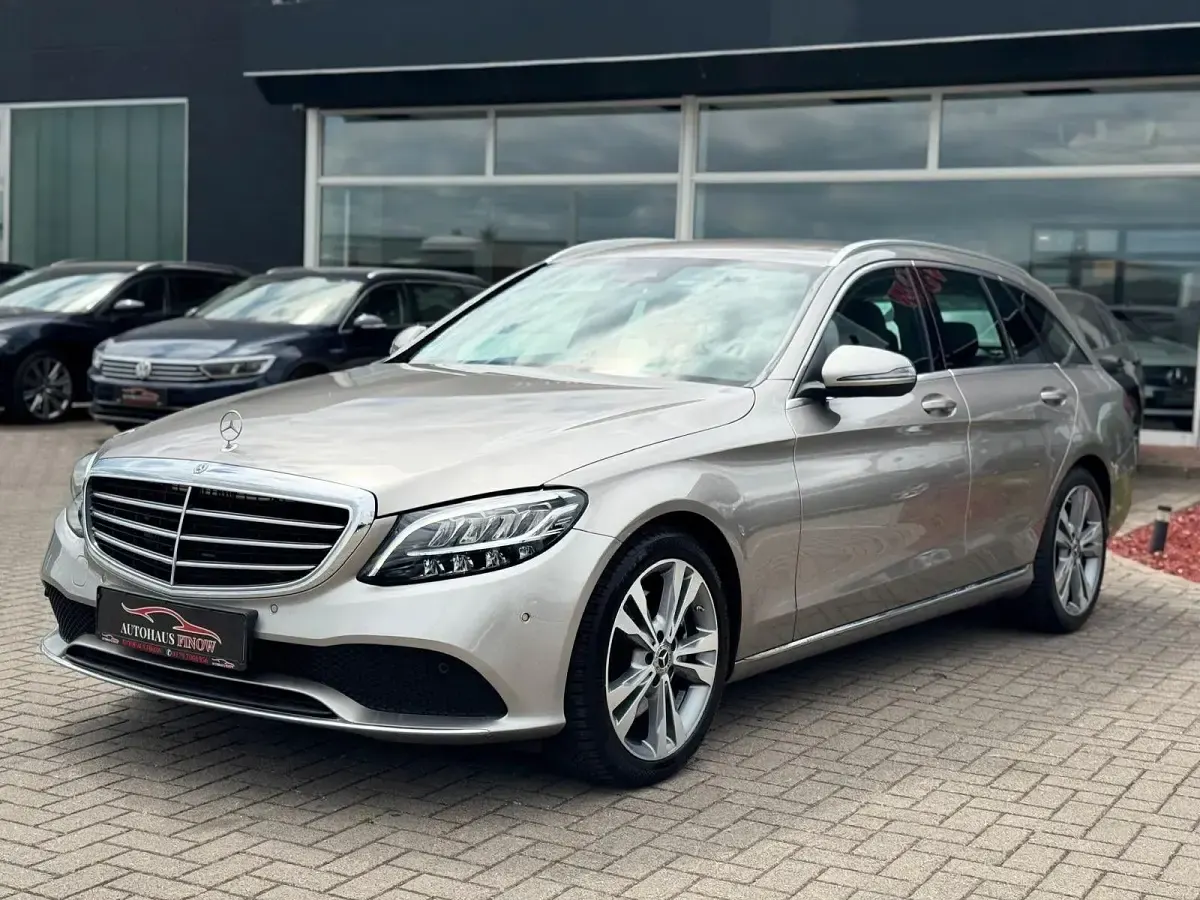 Gebraucht Mercedes C300 Exclusive 258 PS (189 kW) 2019 Silber Kombi