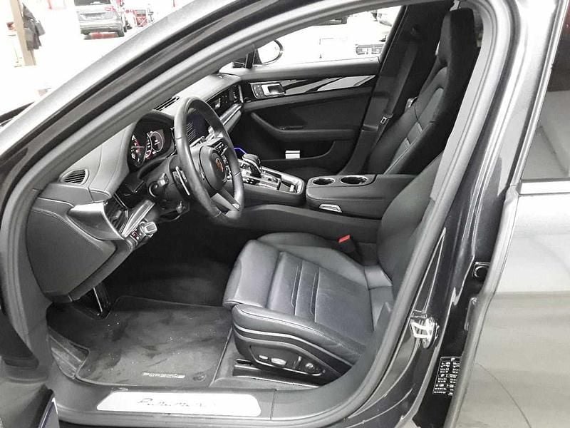 Gebraucht Porsche Panamera 4 Executive 330 PS (242 kW) 2022 Vulkangraumetallic Limousine