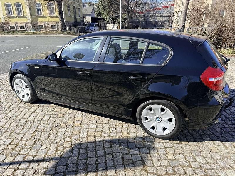 Brugt BMW 116 122 HK (89 kW) 2009 Sort Hatchback