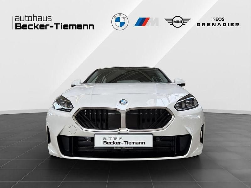 Gebraucht BMW 120 156 PS (114 kW) 2025 Alpinweiß uni Kleinwagen