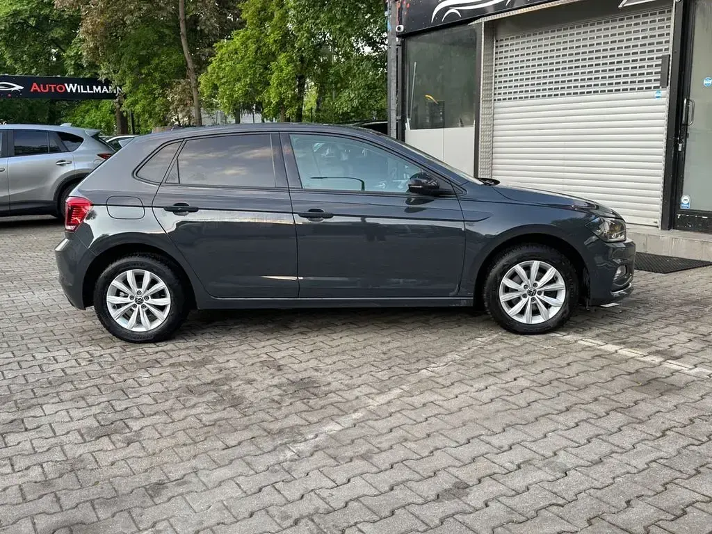 Gebraucht VW Polo Highline 110 PS (80 kW) 2021 Grau Kleinwagen