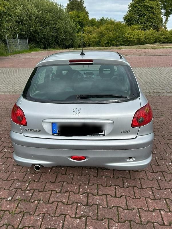 Silber Gebraucht 2008 Peugeot 206 Kleinwagen | 950 € (Guter Preis) - Bild 1/4